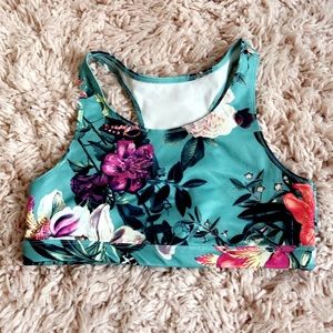 Tropical GapFit Sportsbra 🌺🌴